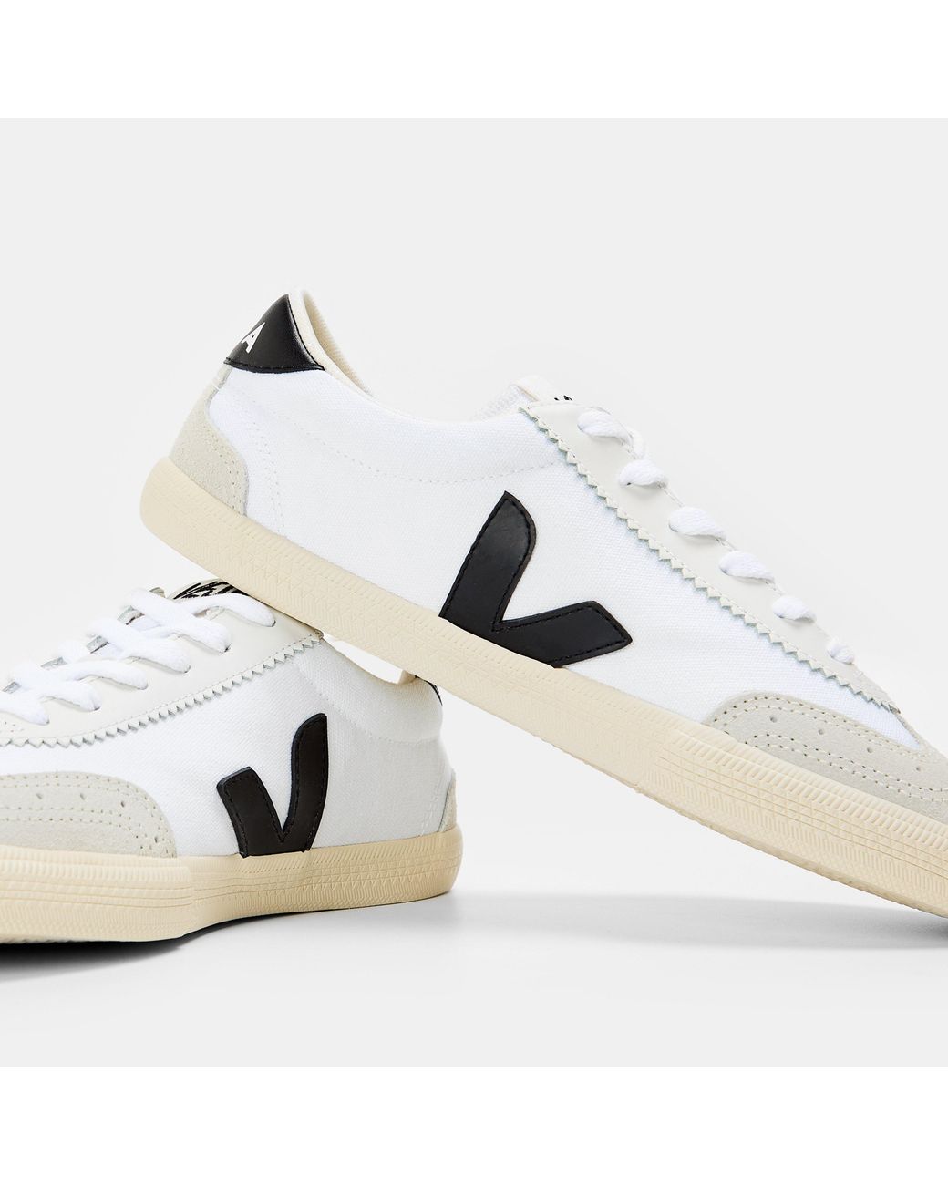 Veja Simple Blackandwhite Shoes