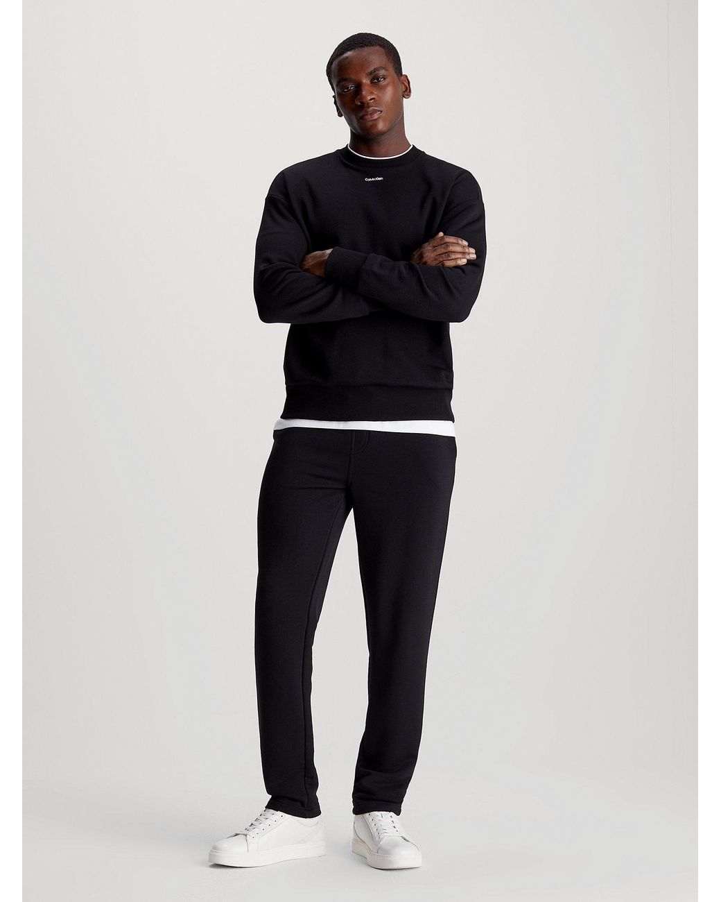 Calvin Klein Blue Round Collar Long Sleeve Sweater for men