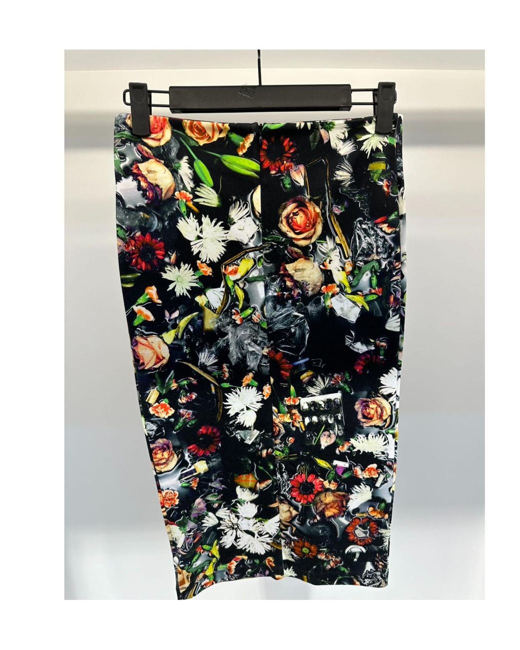 McQ Alexander McQueen Black Floral Print Skirt