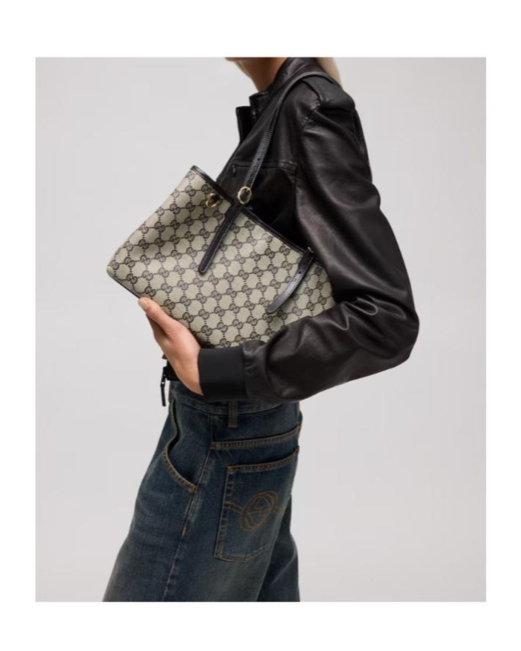 Gucci Black Gg Emblem Medium Tote Bag