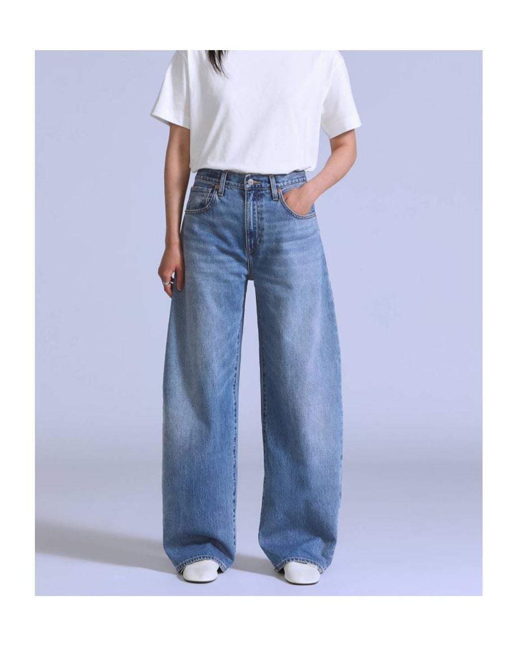 Levi's Blue Drop Barrel Jeans