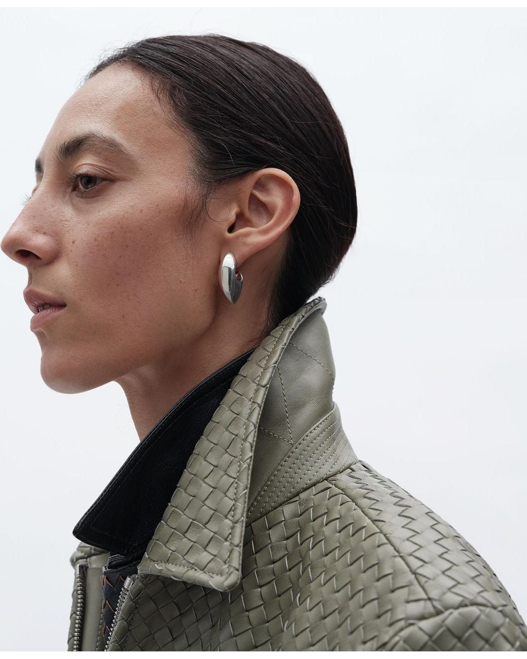 Bottega Veneta Metallic Small Claw Earrings
