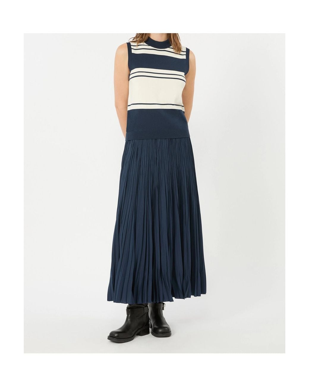 Weekend by Maxmara Blue Sleeveless Sweater