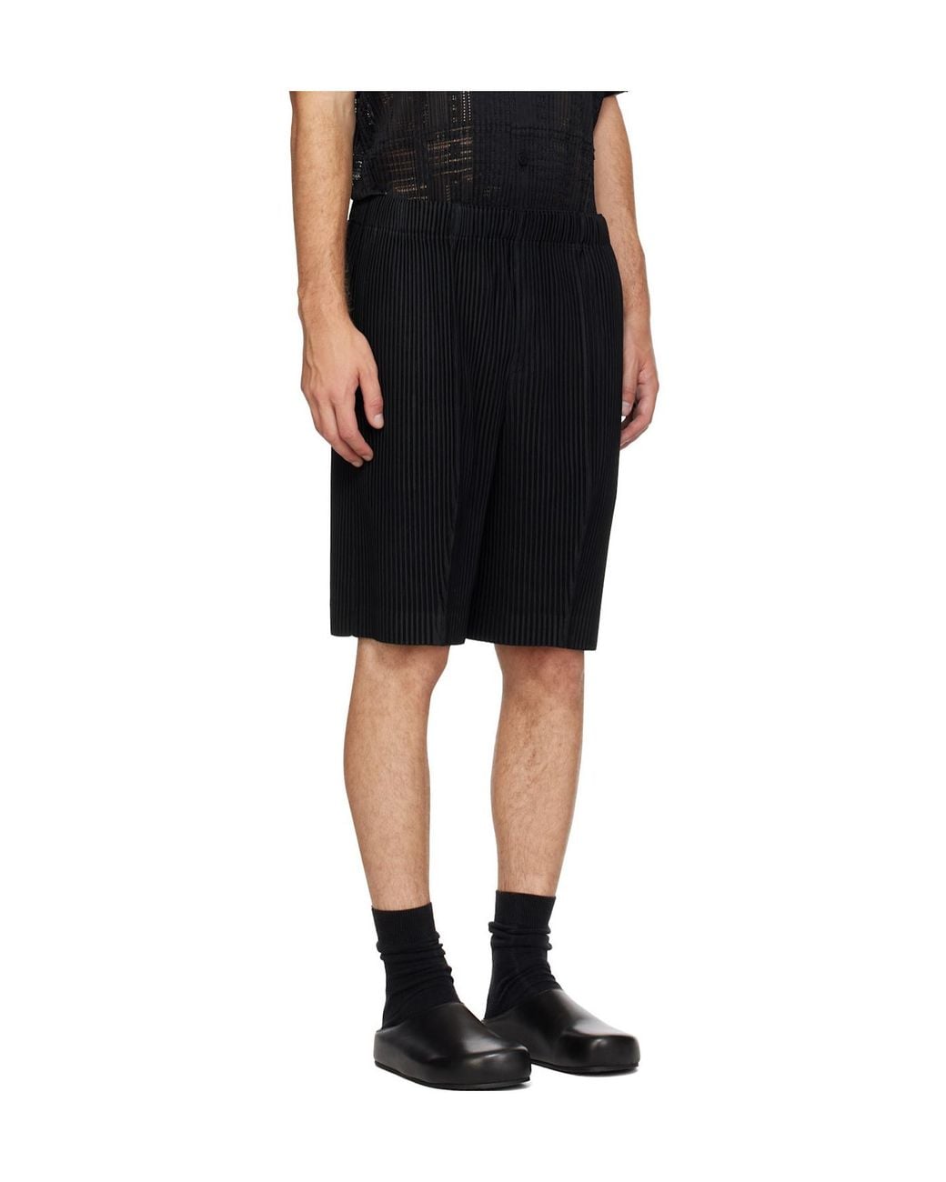Homme Plissé Issey Miyake Black Homme Plissé Issey Miyake Pleated Straight-Hem Shorts for men