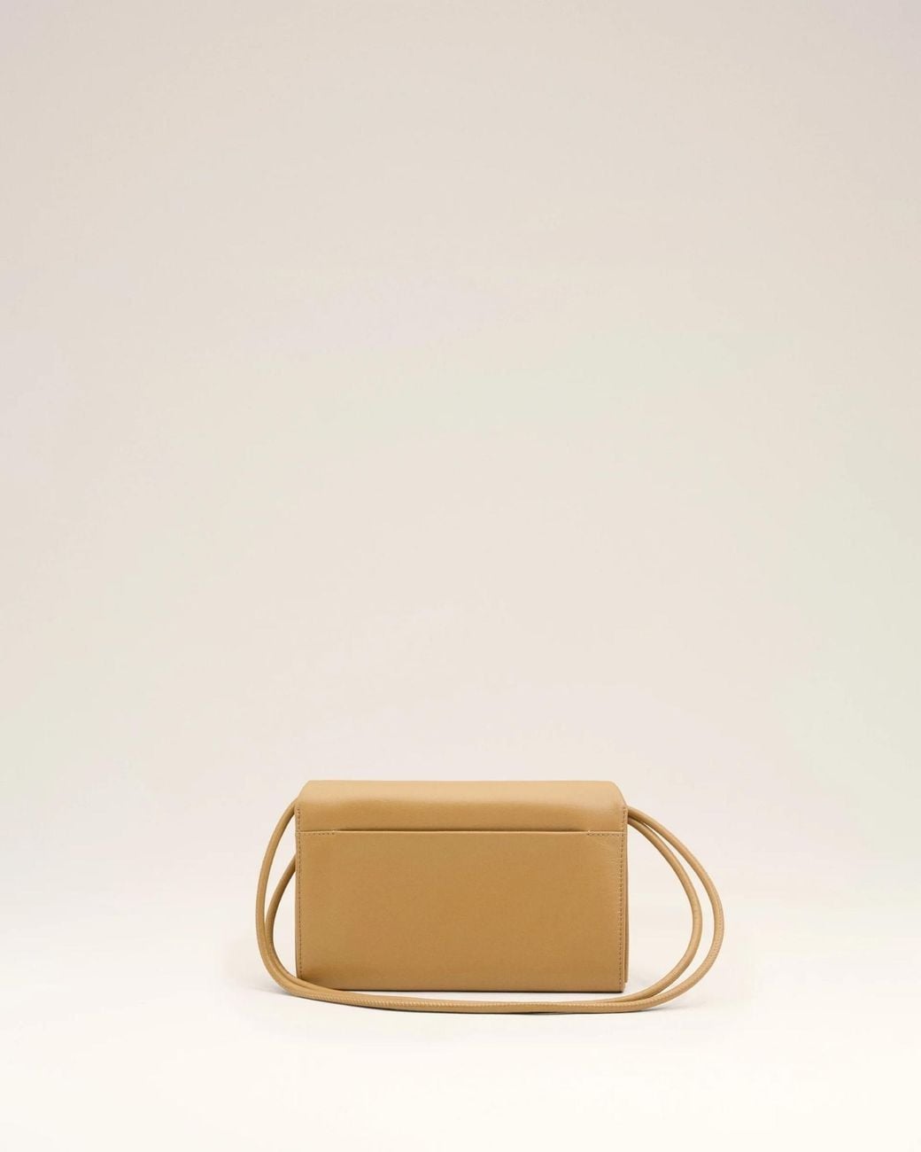 AMI Metallic Voulez-Vous Logo-Appliqué Clutch Bag