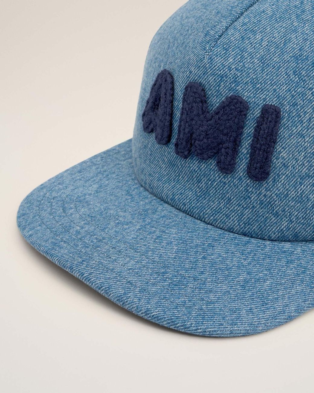 ★AMI ★ Logo Patch Denim Trucker キャップ 251482M139006_1.jpg