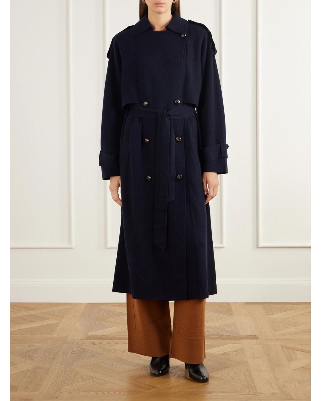 Allude Black Minimalist Long-Sleeve Trench Coat