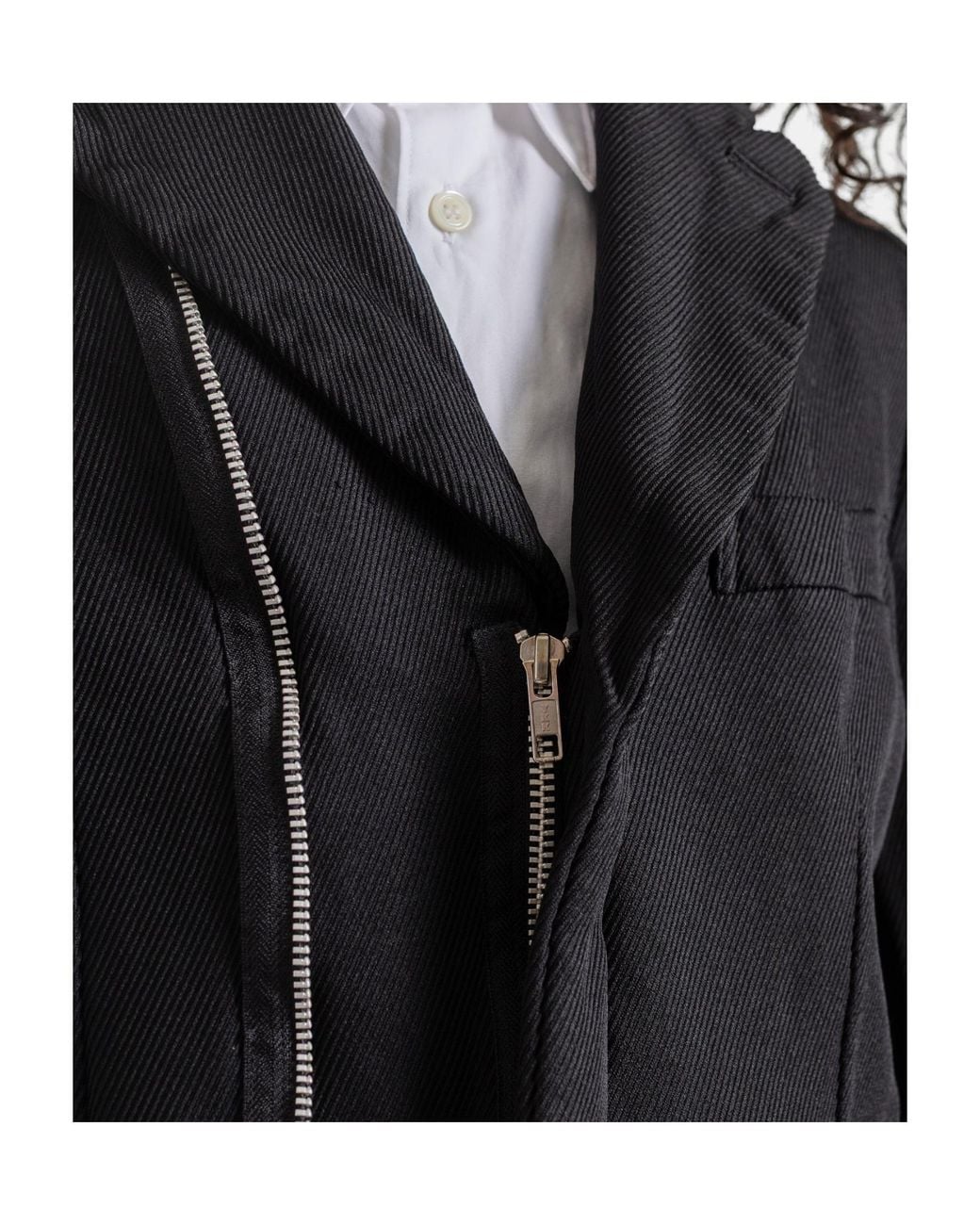 Comme des Garçons Black Comme Des Garçons Zipped Tailored Blazer