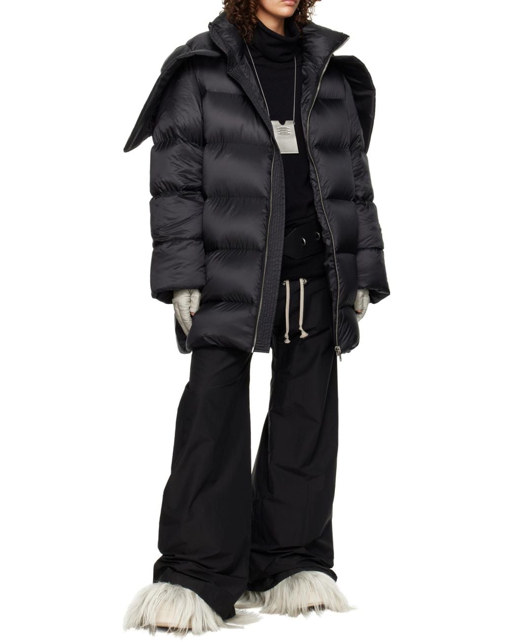 Moncler Black 'Cyclopic' Down Jacket With Removable Hood And Logo Patch