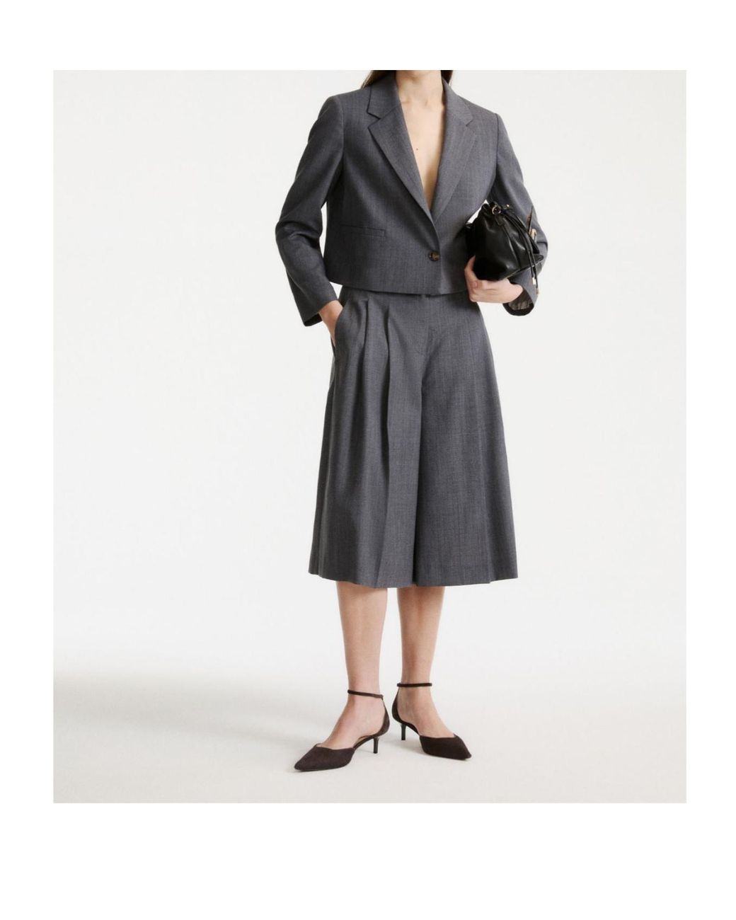 Marella Gray Pleated Bermuda Shorts