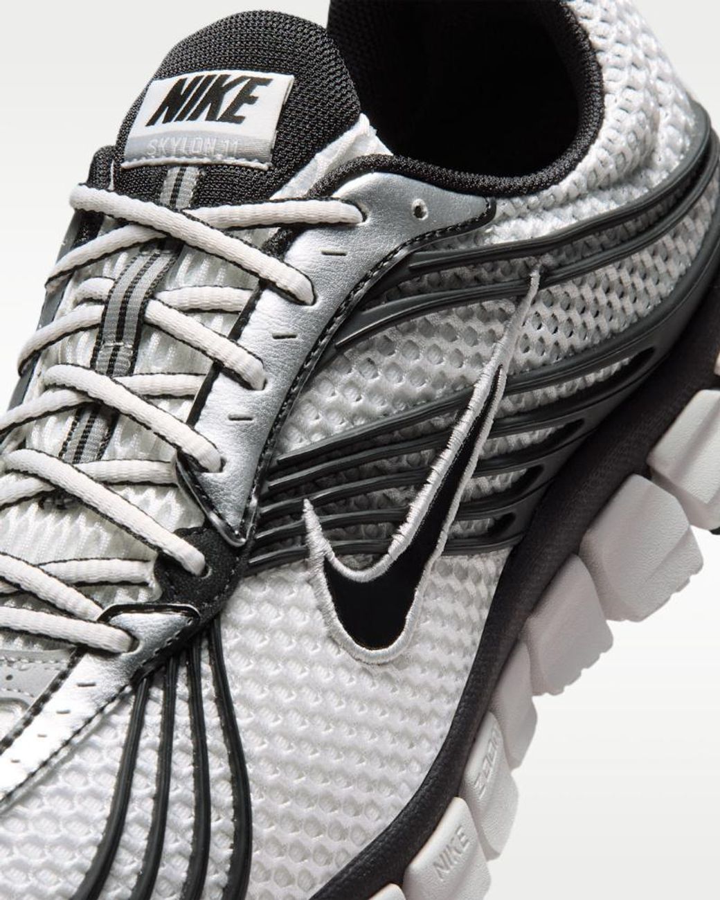 Nike Black Zoom Skylon 11 Running Shoes for men