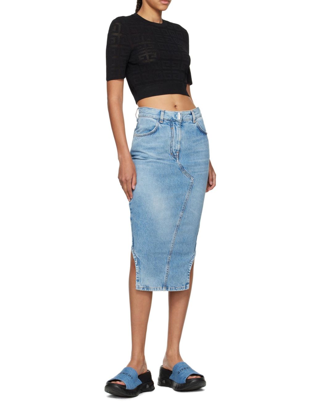 Givenchy Black Logo Detailed Cropped T-Shirt
