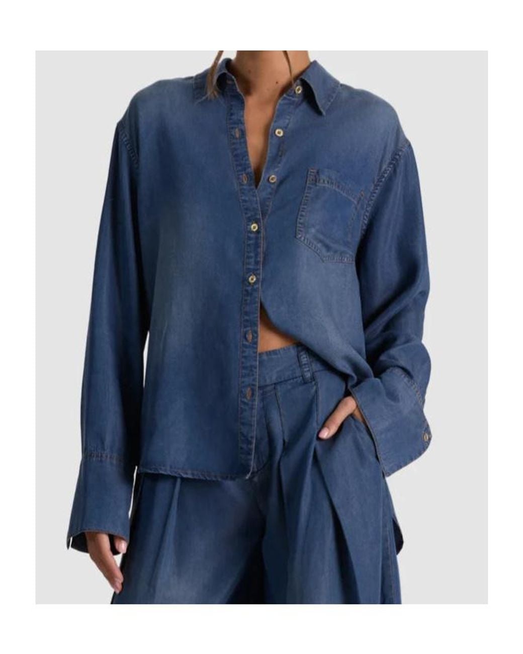 Alice + Olivia Blue Denim Button-Down Shirt