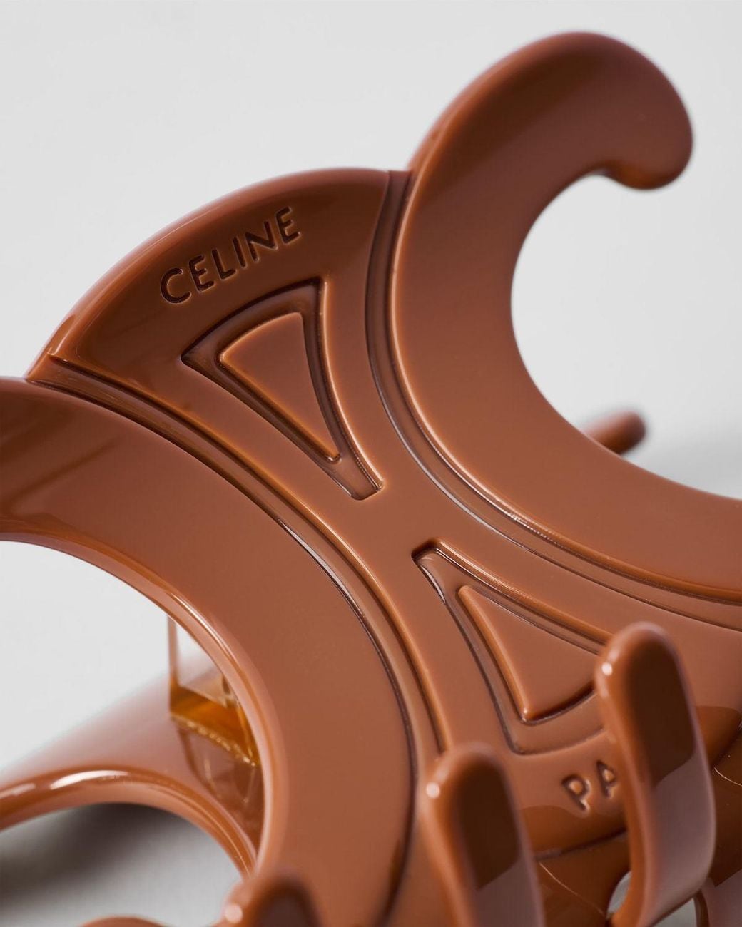 Céline Brown Xl Hair Claw