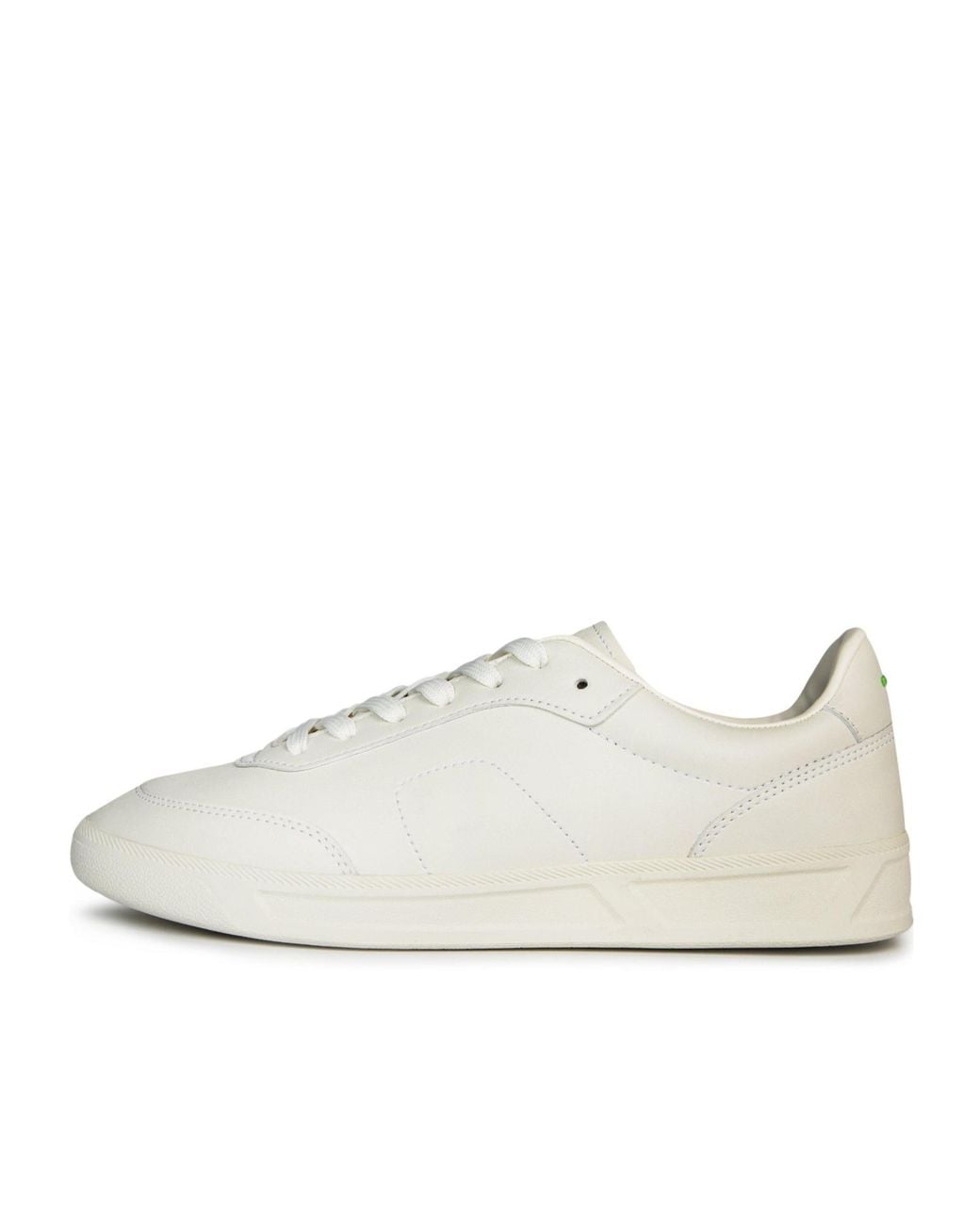 Boss White Simple Sports Shoes for men