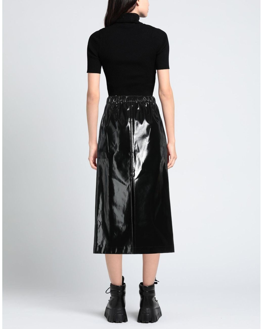 Maison Margiela Black Minimalist High-Waist A-Line Skirt