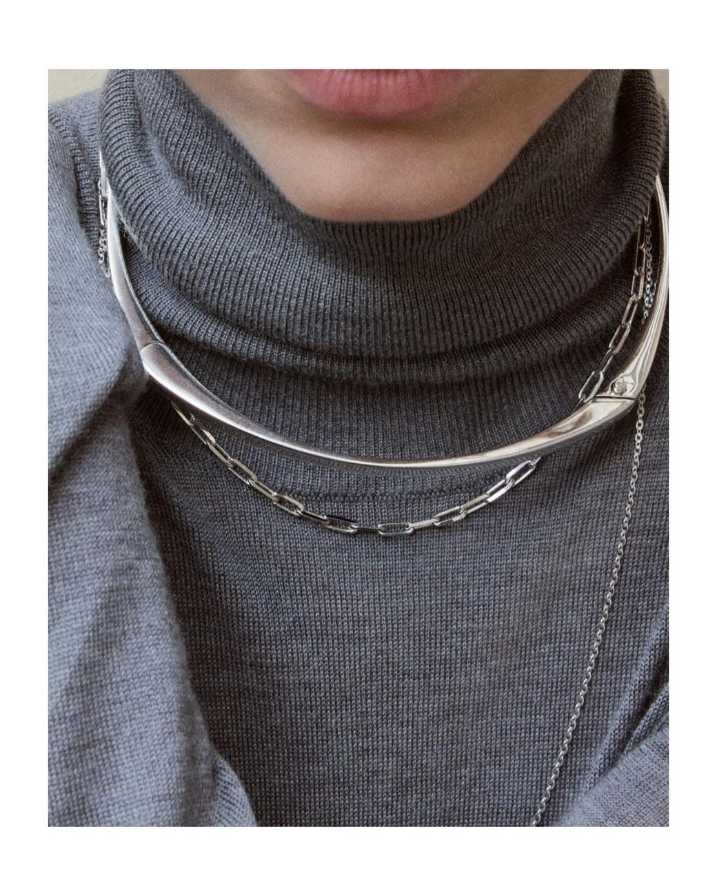Totême Metallic Signature Collar