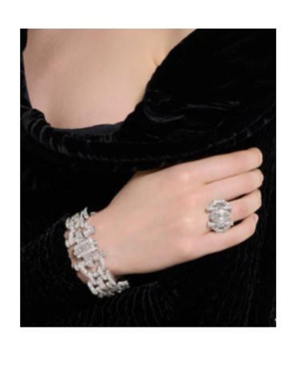 Gucci White Staffa Crystal Bracelet