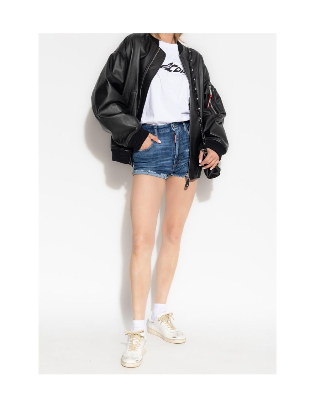 DSquared² Blue Logo Patch Distressed Shorts