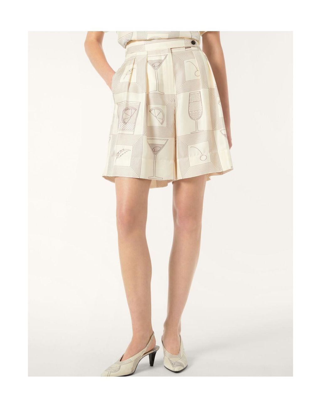 Loro Piana Natural Dorin Shorts