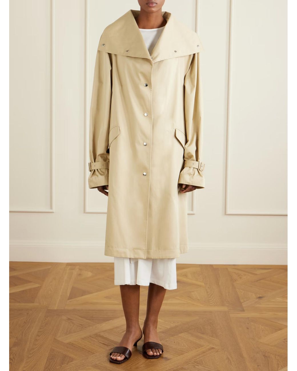 Totême Natural Totême Button-Up Long-Sleeved Coat