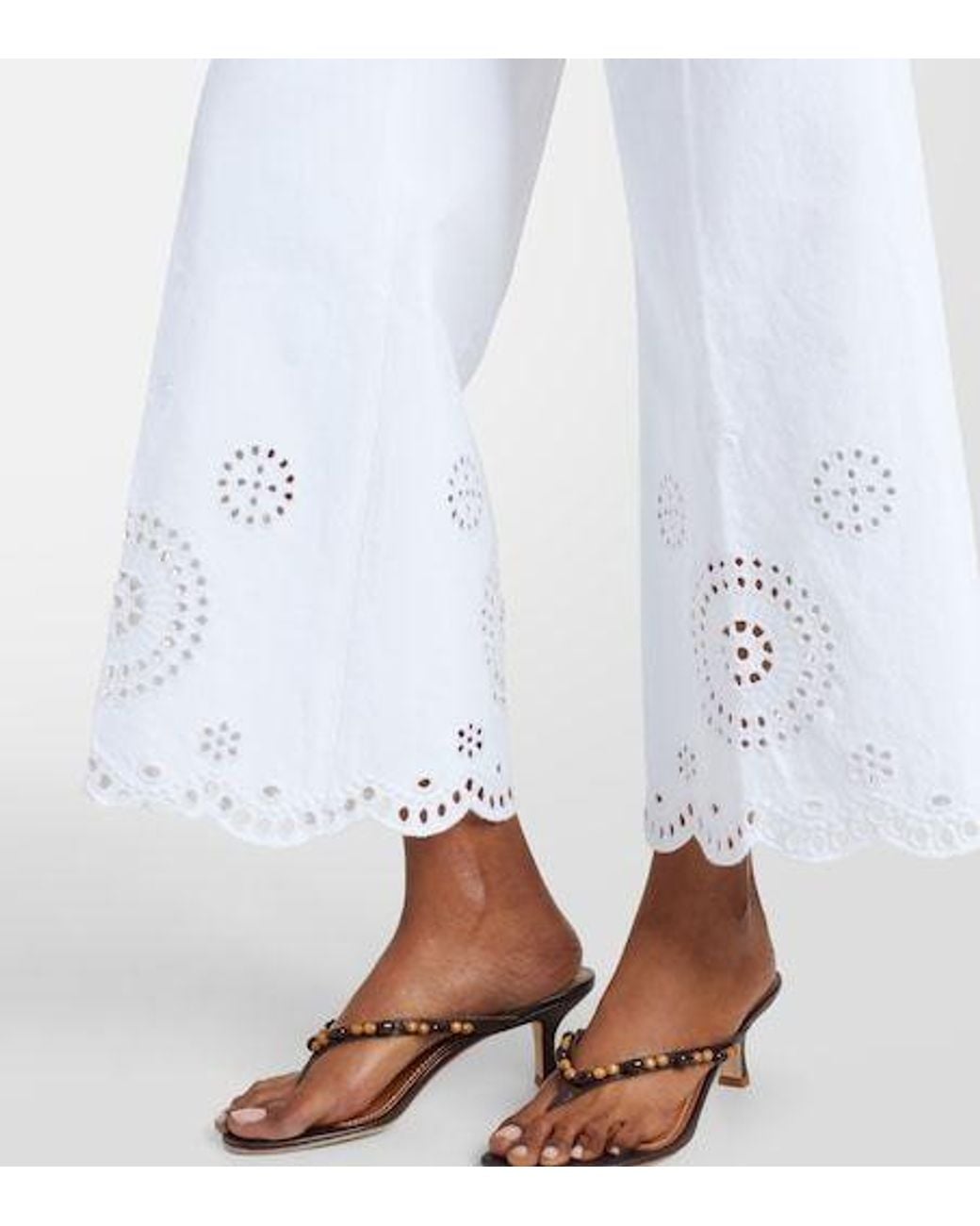 FRAME White The Eyelet Embroidered Flared Jeans