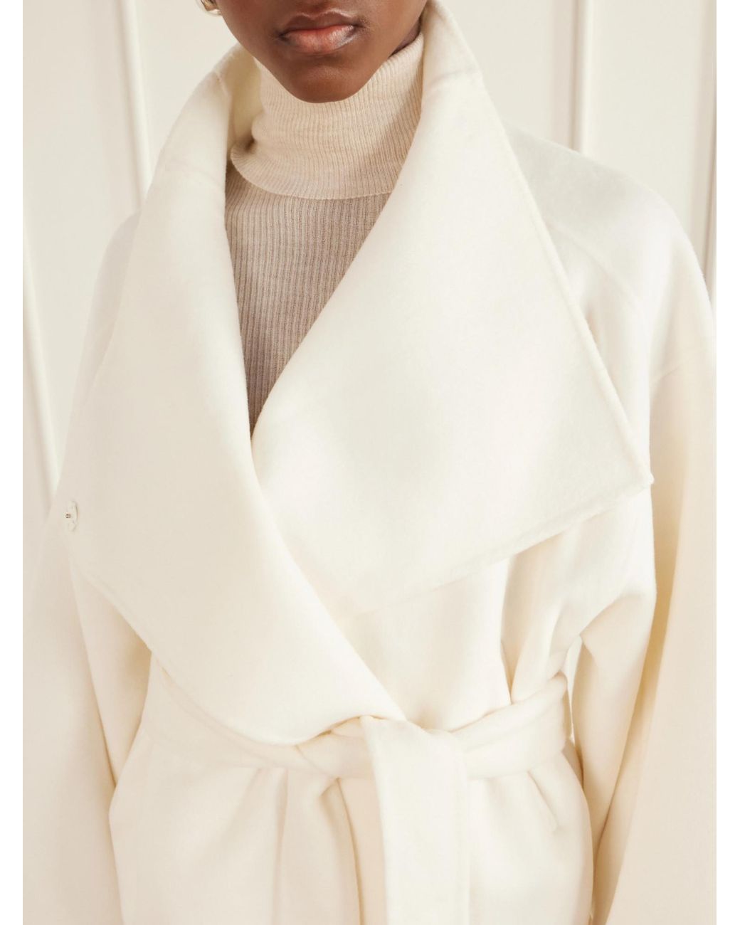 Frankie Shop White Coats