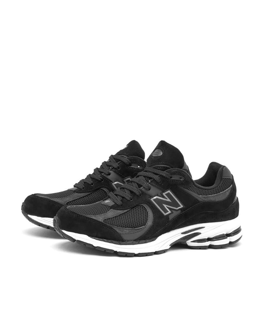 New Balance Black 2002R Lace-Up Sneakers for men