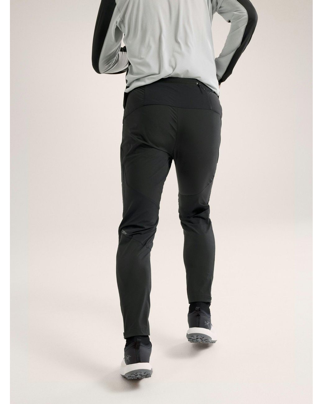 Arc'teryx Black Norvan Sweatpants for men