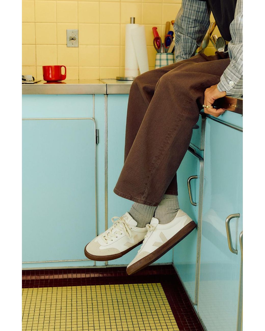 Veja White Volley Leather Low-Top Sneakers for men