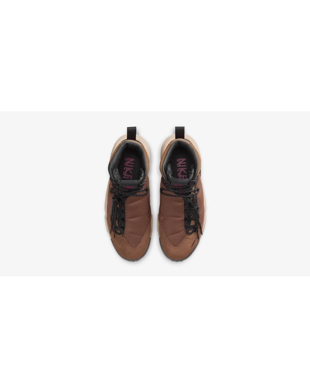 Nike Brown Magmascape X Sacai Pecan Logo Embossed Sneakers for men