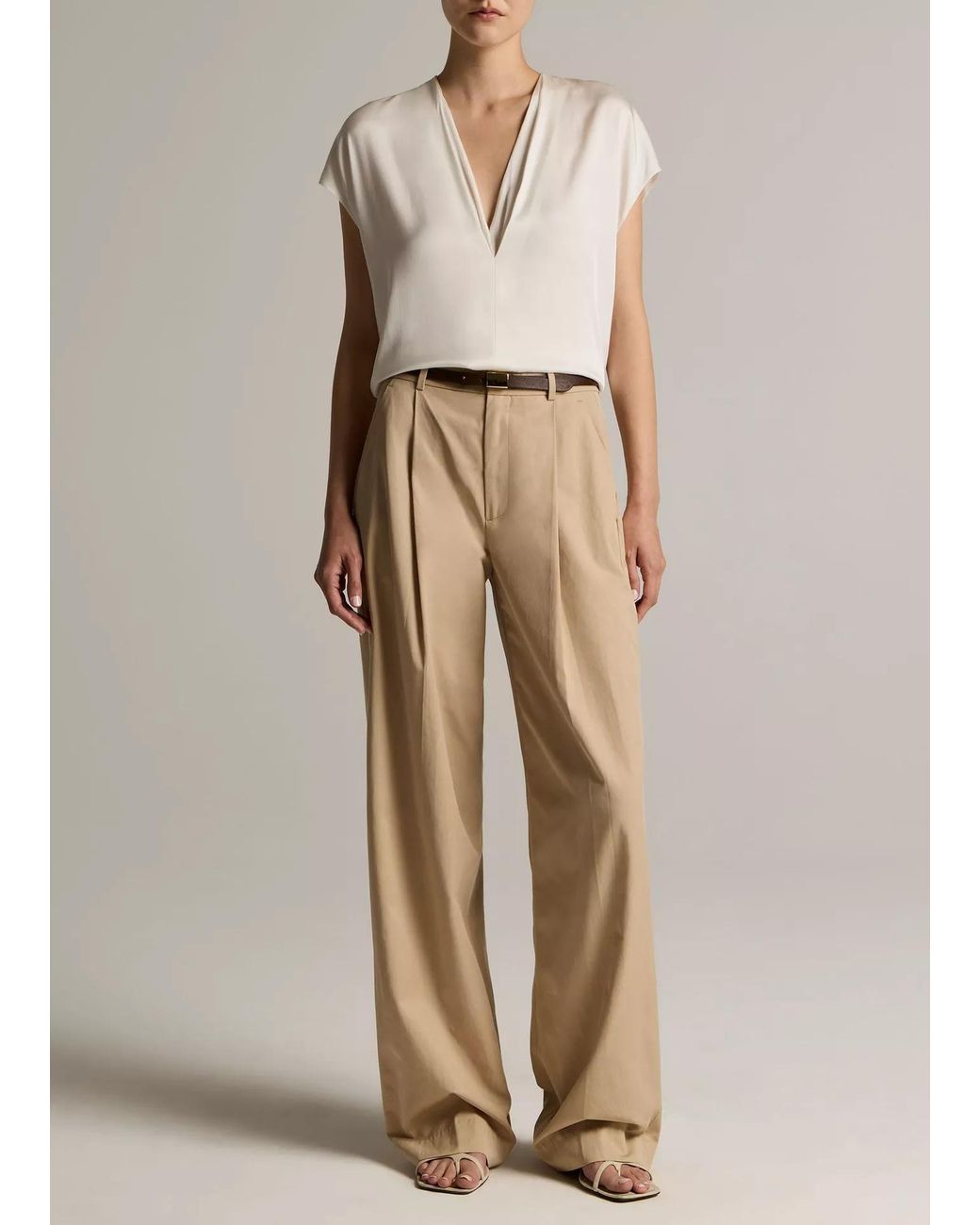 Vince Natural V-Neck Sleeveless Top