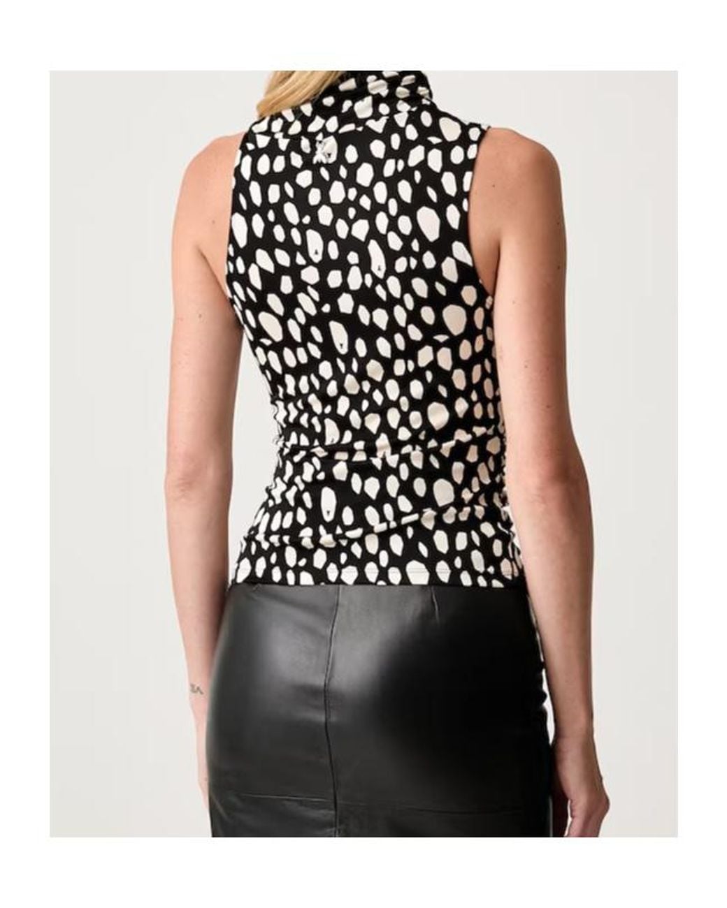 Patrizia Pepe Black Graphic-Print Asymmetric Top