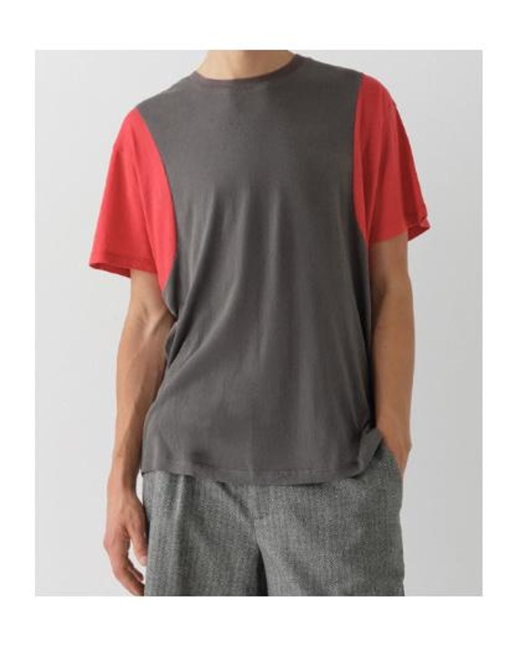 GIMAGUAS Red Steeve Crewneck T-Shirt