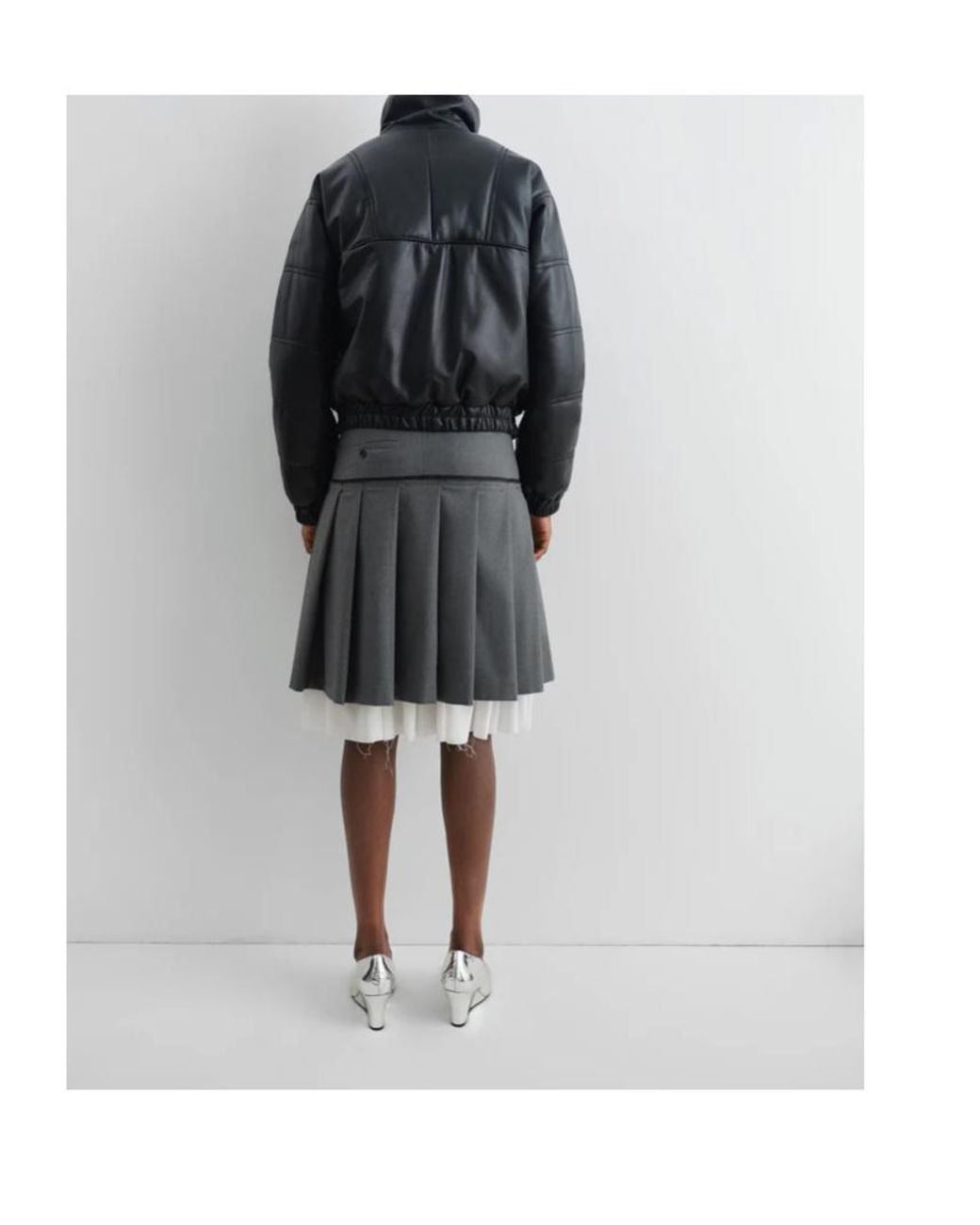 GIMAGUAS Black Long-Sleeved Leather Jacket
