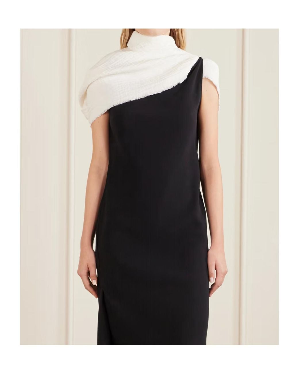 The Row White Kastel Fringed Crinkled-Linen Scarf