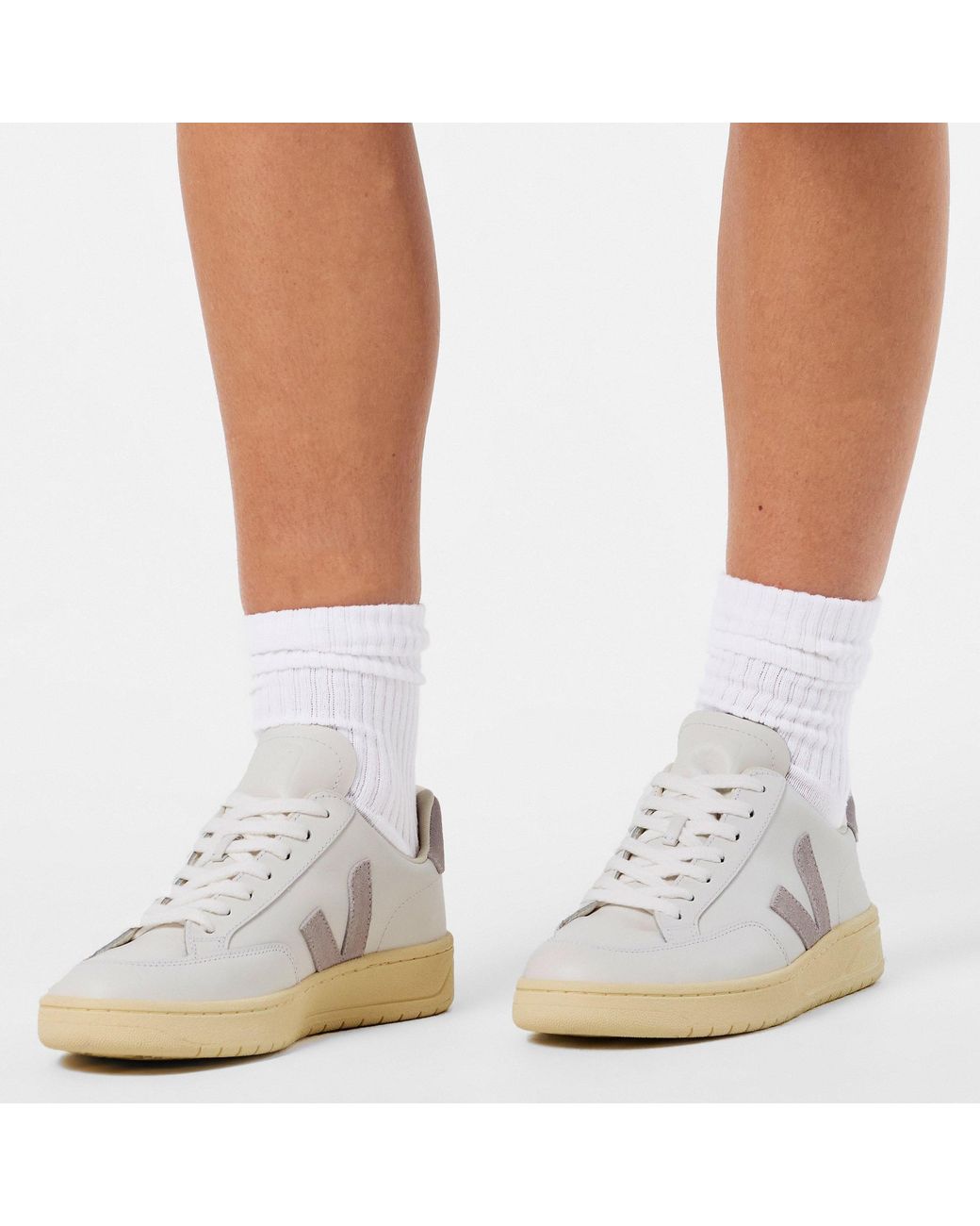 Veja White Simple Casual Shoes