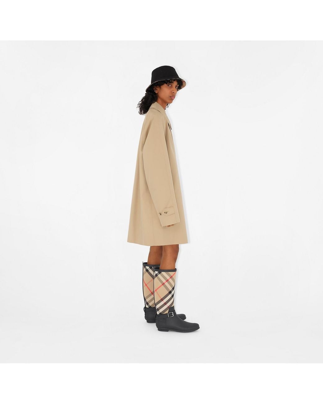 Burberry Black Checked Reversible Bucket Hat for men