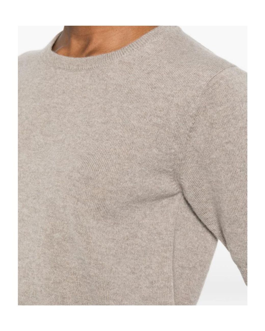 Soft Goat Gray Long-Sleeved Cardigan