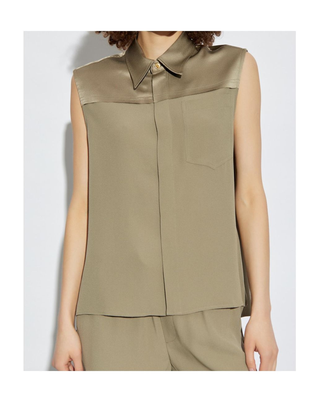 AMI Green Turn-Down Collar Sleeveless Shirt