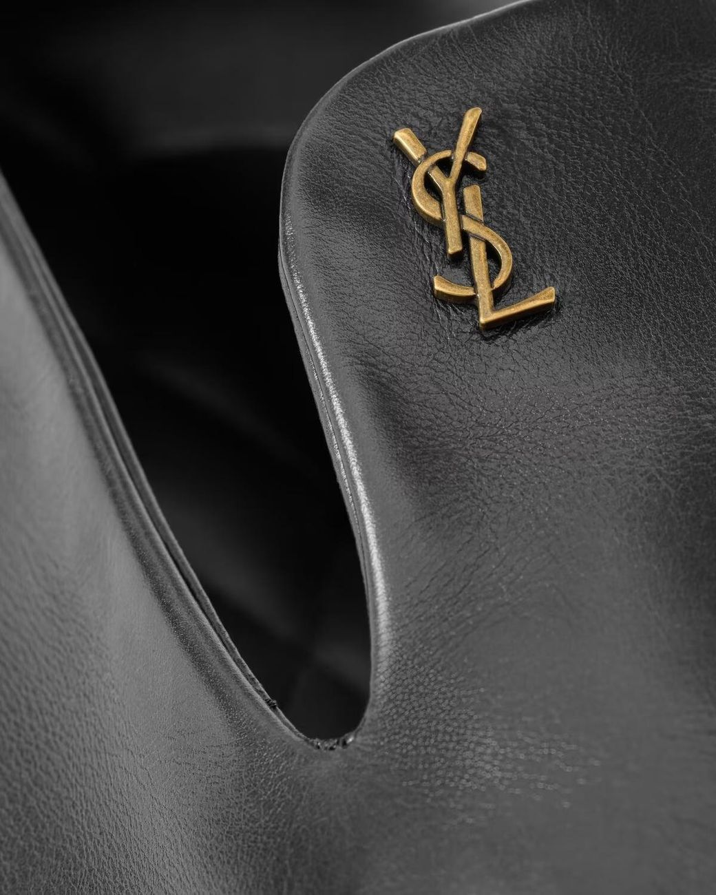 Saint Laurent Black Logo-Plaque Loafers for men
