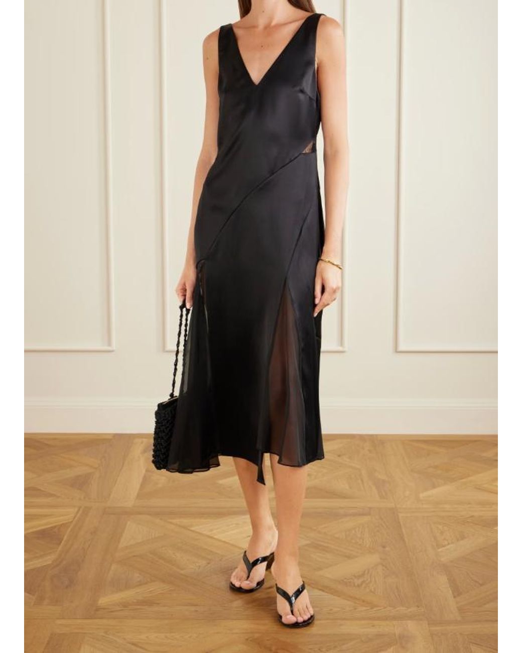 Sir Black Ingrid V-Neck Midi Dress