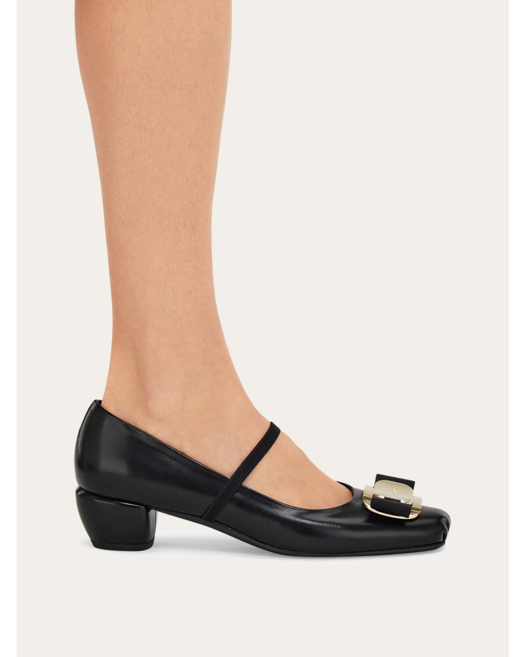 Ferragamo Black New Vara Plate Pump