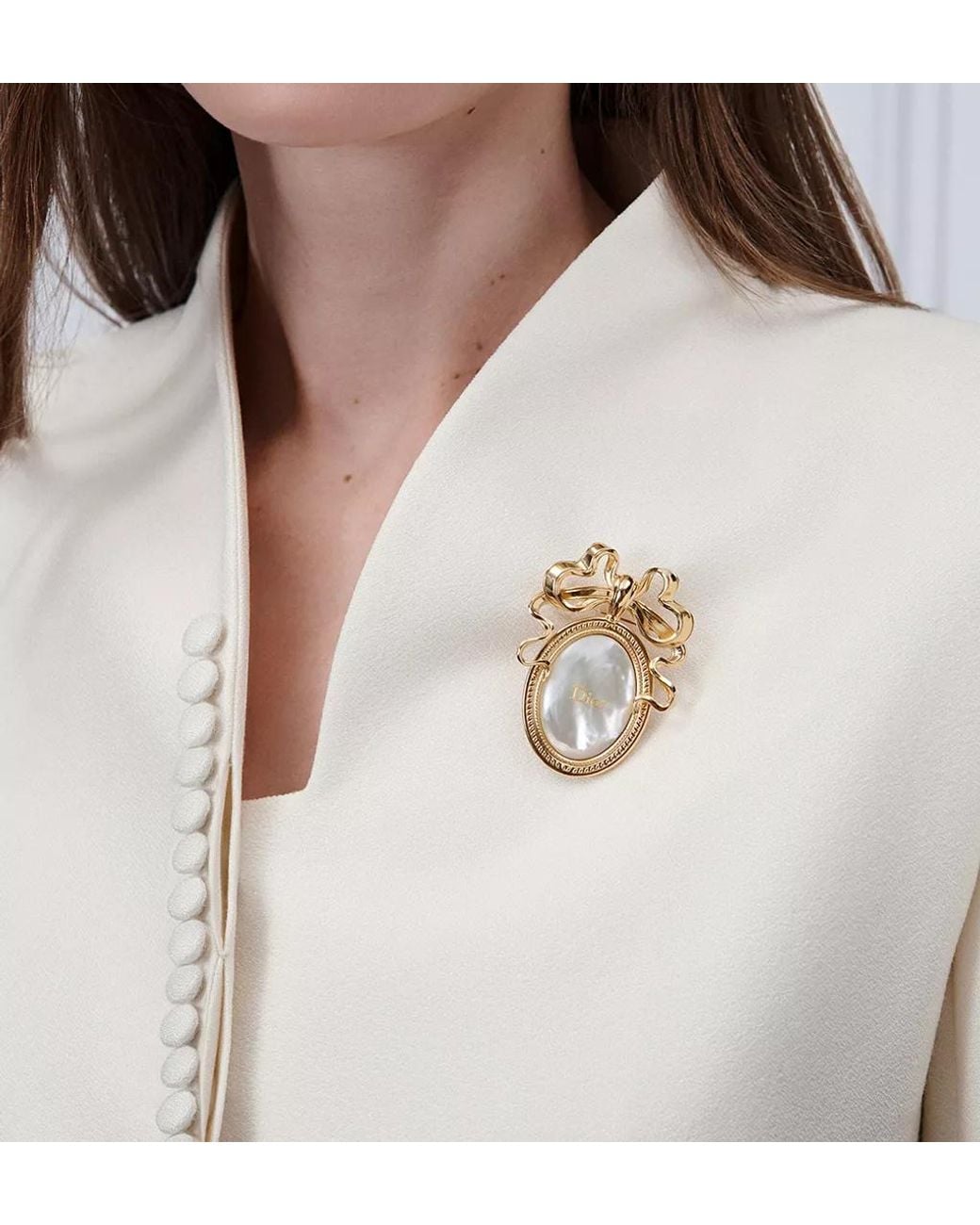 Dior Metallic Médaillon Brooch