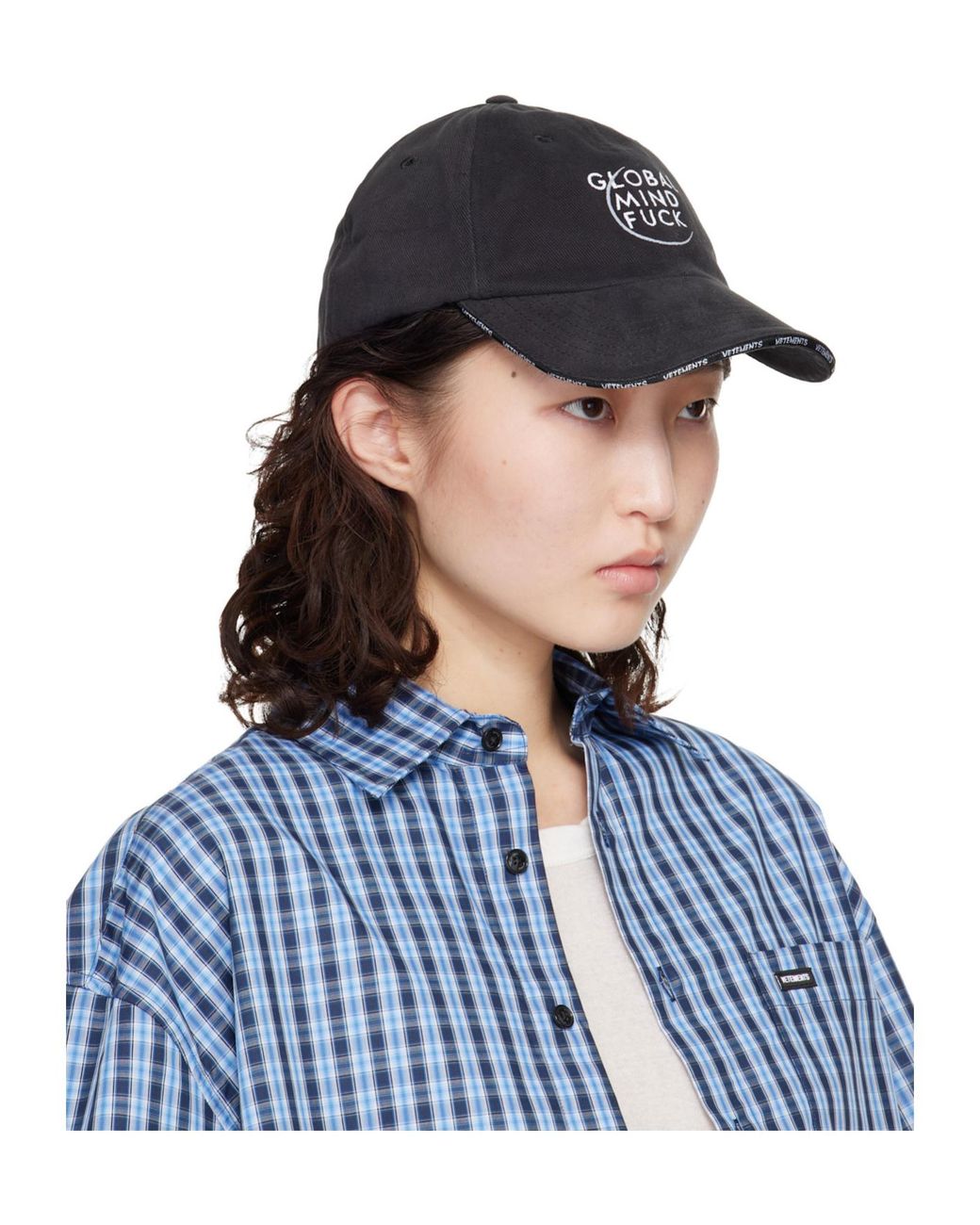 Vetements Black Global Mf Embroidered Text Sticker Cap for men