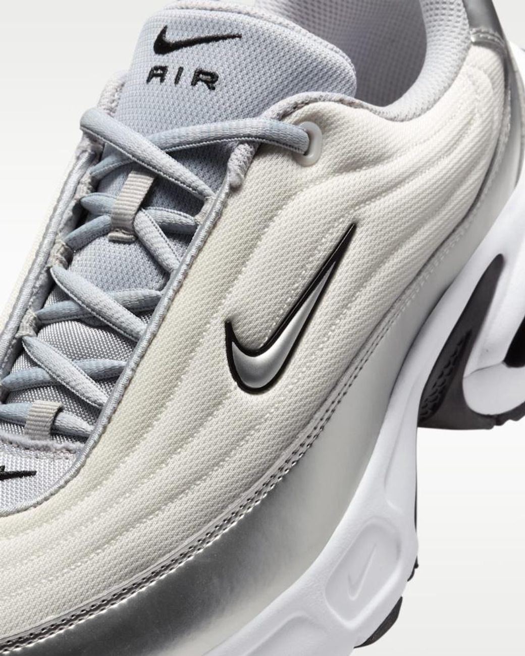 Nike Gray Air Max Portal Se