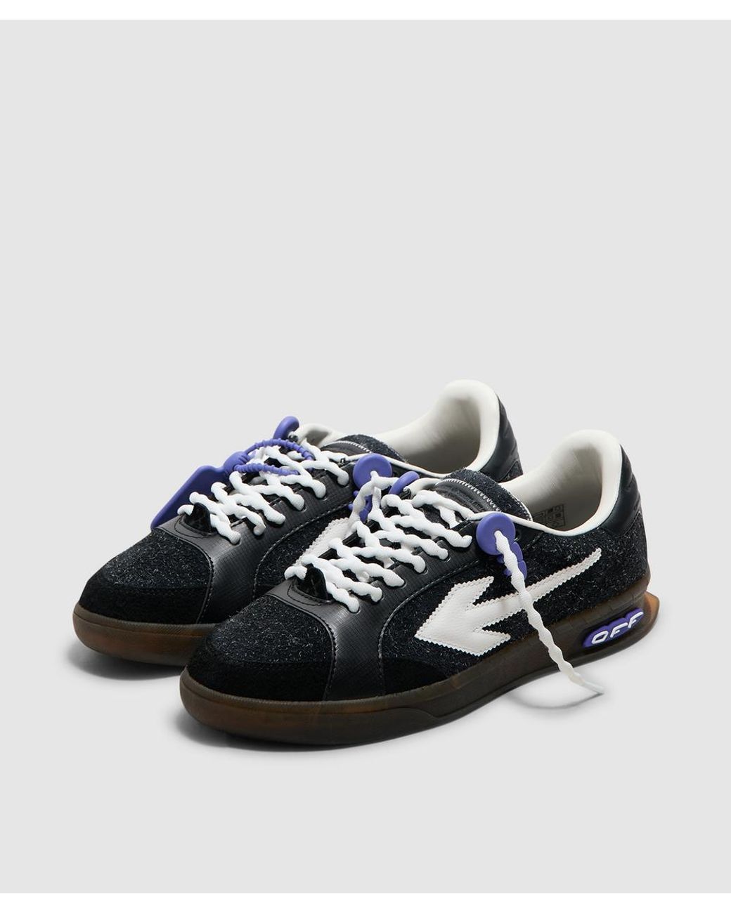 Off-White c/o Virgil Abloh Black End Of Play Sneaker