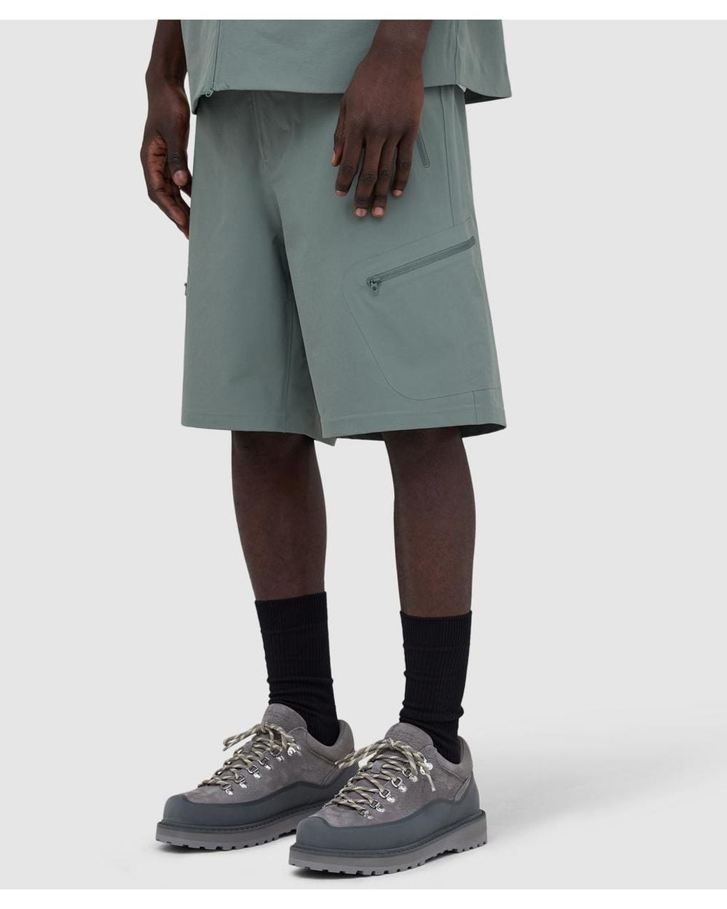 Hiking Patrol Gray Edge Lt Softshell Technical Short (Pine Mist for men