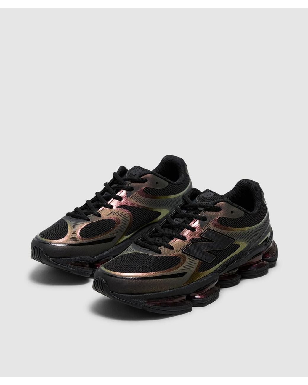New Balance Black Abzorb 2000 Sneaker (Iridescent for men