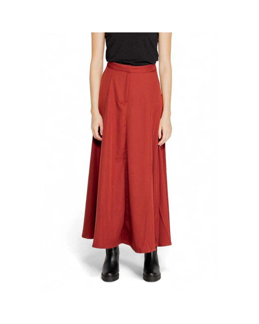 Vero Moda Red Plain Polyester Skirt With Zip And Button Fastening